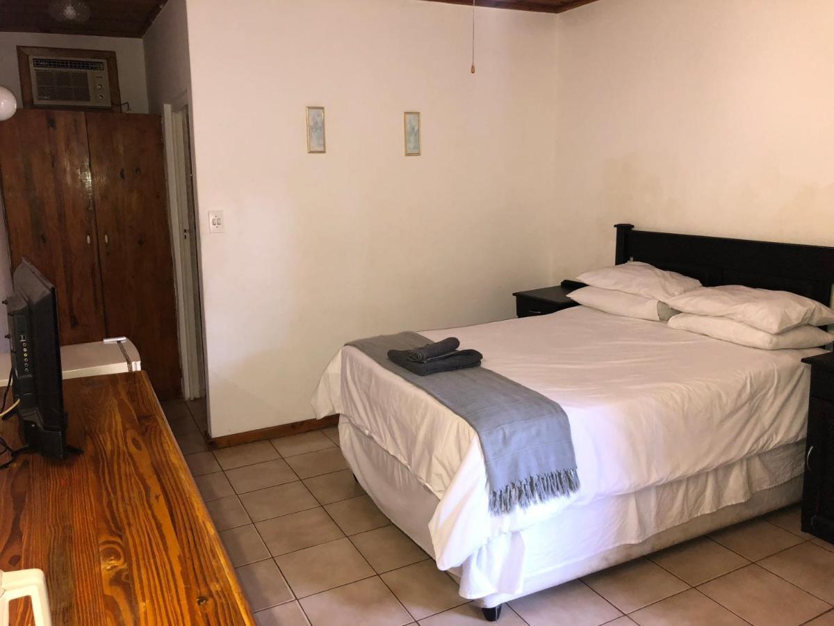 Carsdale Country Lodge 恩潘盖尼 外观 照片